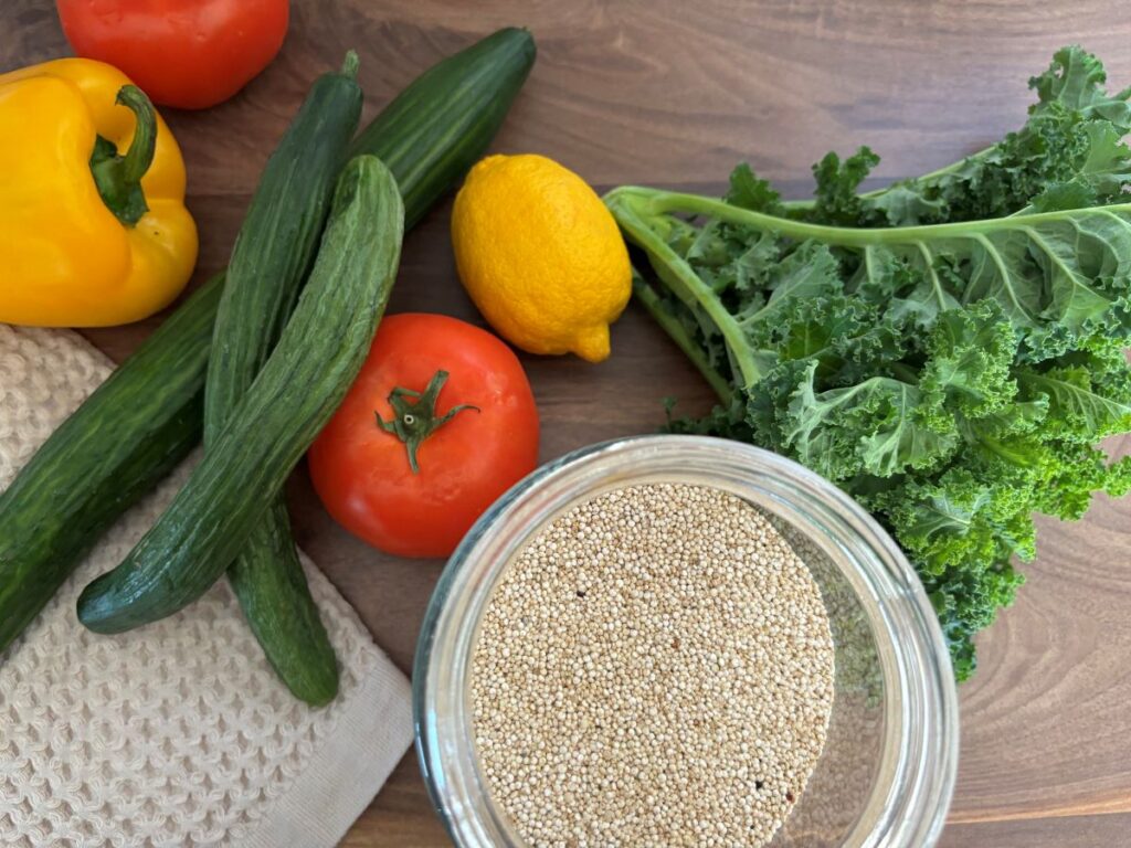 healthy quinoa veggie salad